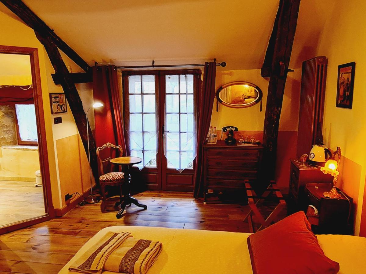 Hotel Ferme de Tayac Les Eyzies Exterior foto