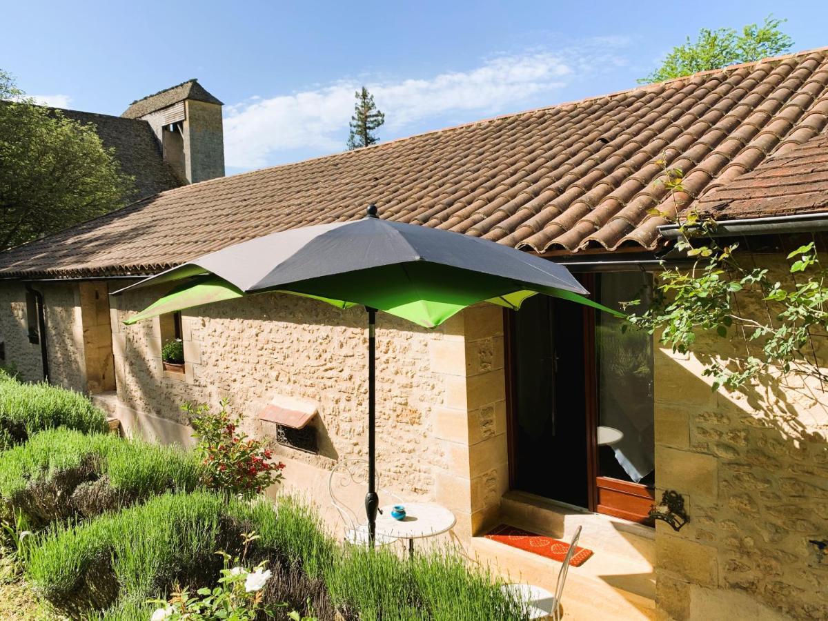 Hotel Ferme de Tayac Les Eyzies Exterior foto