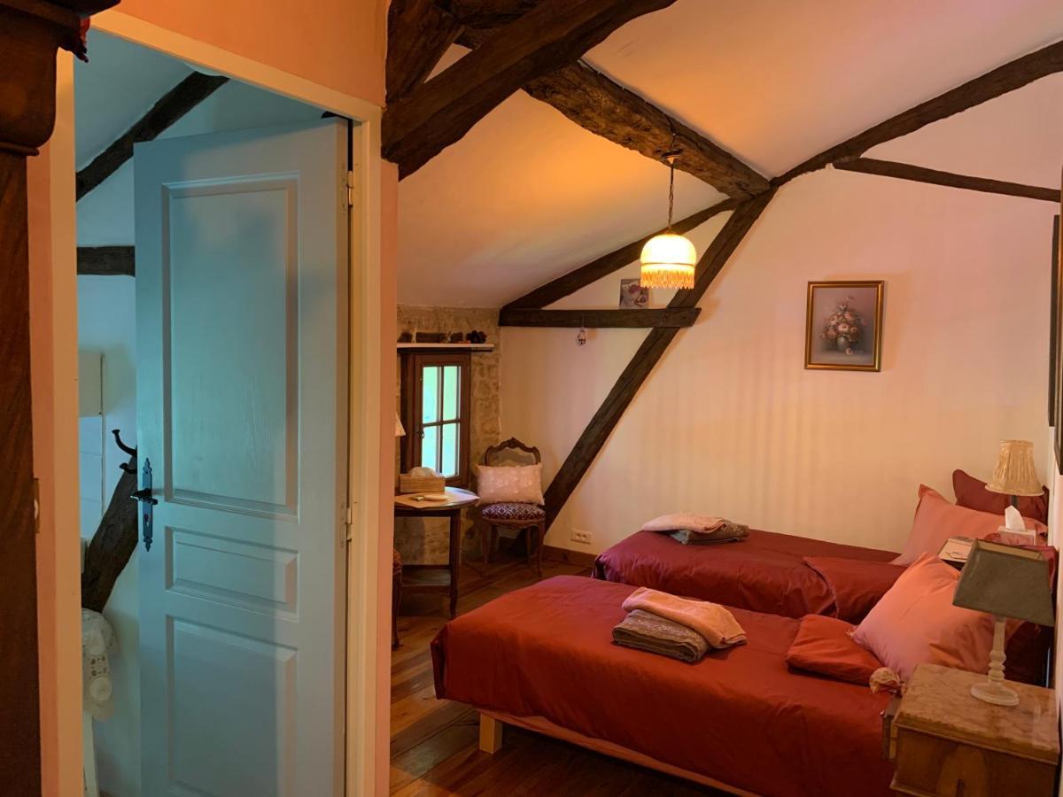Hotel Ferme de Tayac Les Eyzies Exterior foto